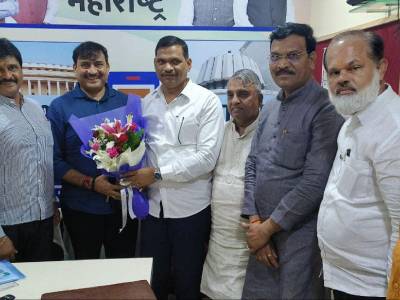 महाराष्ट्र राज्याचे विधानपरिषद सदस्य मा.श्रीकांतजी भारतीय यांची आज मुंबई येथे सदिच्छा भेट घेतली व पुढील कार्यास त्यांचे आशीर्वाद घेतले