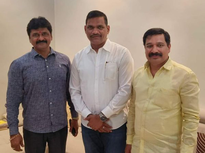 भारतीय जनता पार्टीतील माझे सहकारी मित्र, पिंपरी चिंचवड महानगरपालिकेत स्विकृत नगरसेवक म्हणून यशस्वी कामगिरी पार पाडणारे श्री. कैलास कुटे यांच्या जनसंपर्क कार्यालयास आज भेट दिली