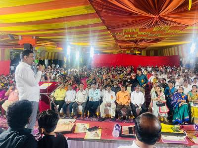 दिल्ली येथील ऑल इंडिया धनगर समाज महासंघाच्या पिंपरी-चिंचवड शाखेच्या वतीने धनगर समाजातील इयत्ता दहावी व बारावी परीक्षेत उल्लेखनीय यश संपादन करणाऱ्या गुणवंत विद्यार्थ्यांचा सन्मान करण्यात आला