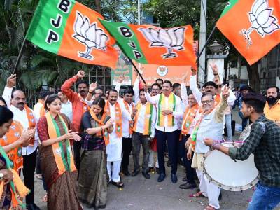 राजस्थान, मध्यप्रदेश, छत्तीसगड या तीन राज्यामध्ये झालेली निवडणुकीचा निकाल हाती आला