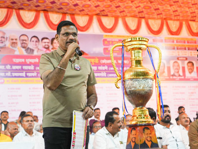 लाखोंचे प्रेरणास्थान लोकनेते आमदार लक्ष्मणभाऊ चषक २०२४ क्रिकेट स्पर्धेचे मोठ्या थाटात उद्घाटन