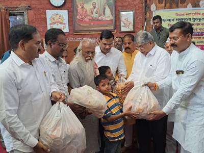 दीपावली ; वंचित आणि निराधार मुलांसोबत...!!!v