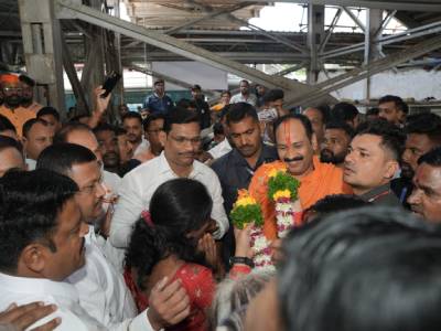 भारतमाता सत्संग मंडळ यांच्या वतीने आरती व सत्संग कार्यक्रमाचे आयोजन श्री हनुमान मंदिर, पिंपळे गुरव या ठिकाणी करण्यात आले होते. यावेळी मंडळाच्या वतीने भारतमातेची आरती तसेच भजन, ईशस्तवन करण्यात आले